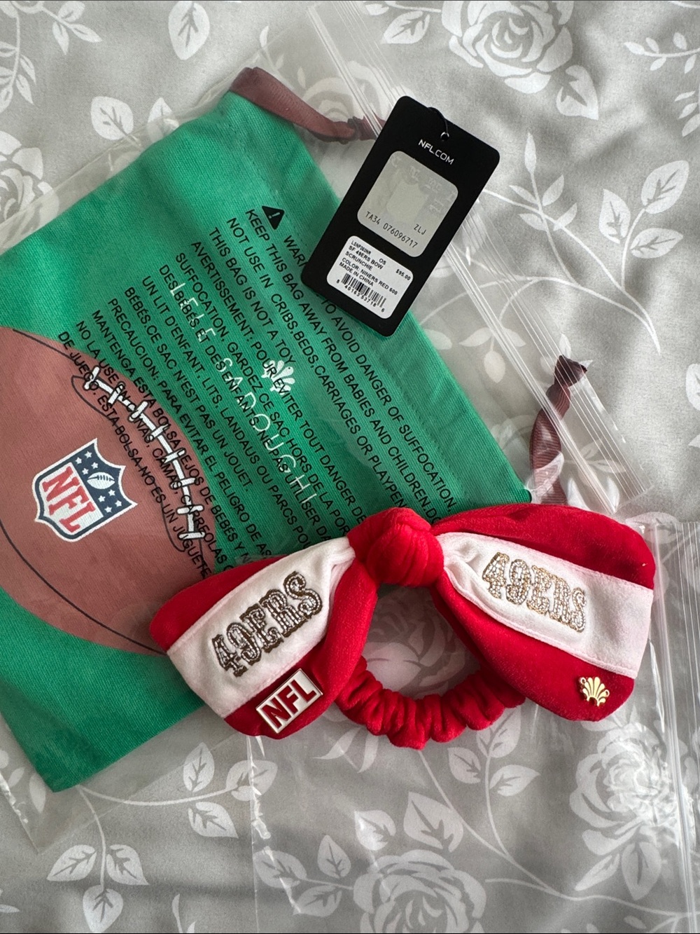 Lele Sadoughi San Francisco 49ers Scrunchie